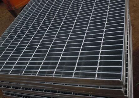 怎么才能選擇到合適的鋼格板廠家